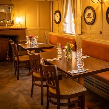 Anglers Arms Hotel Алнуик Екстериор снимка